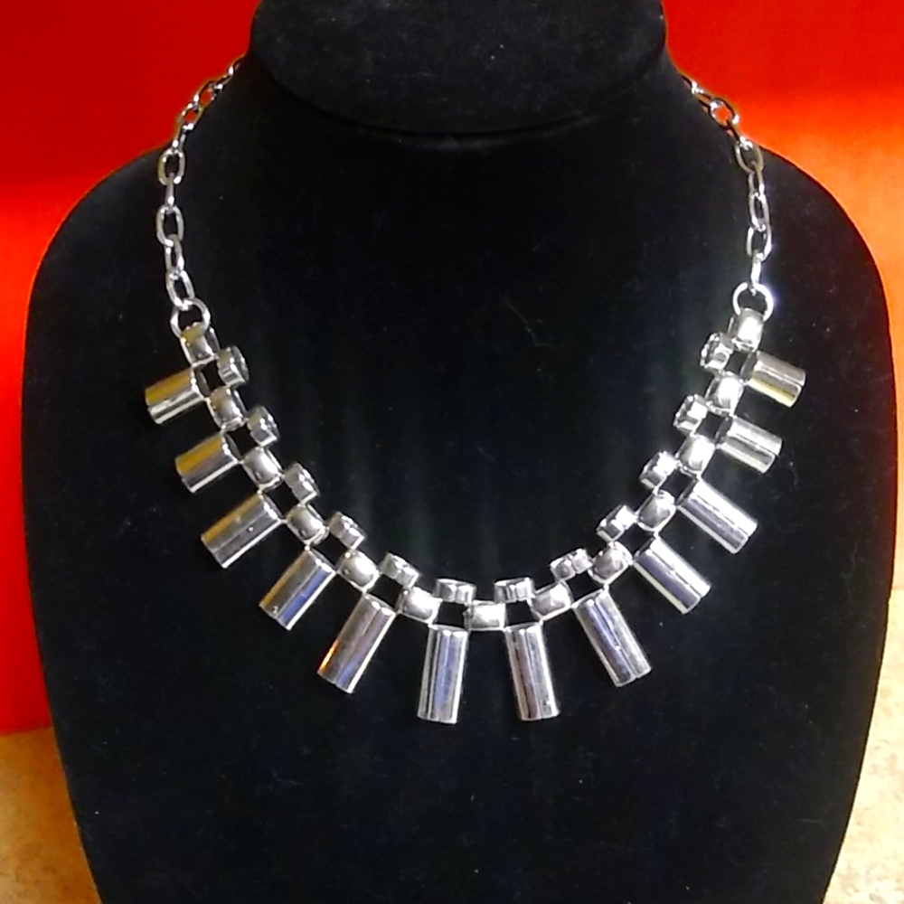 🐾 2 For $16 Silver Geometric Statement Necklace
